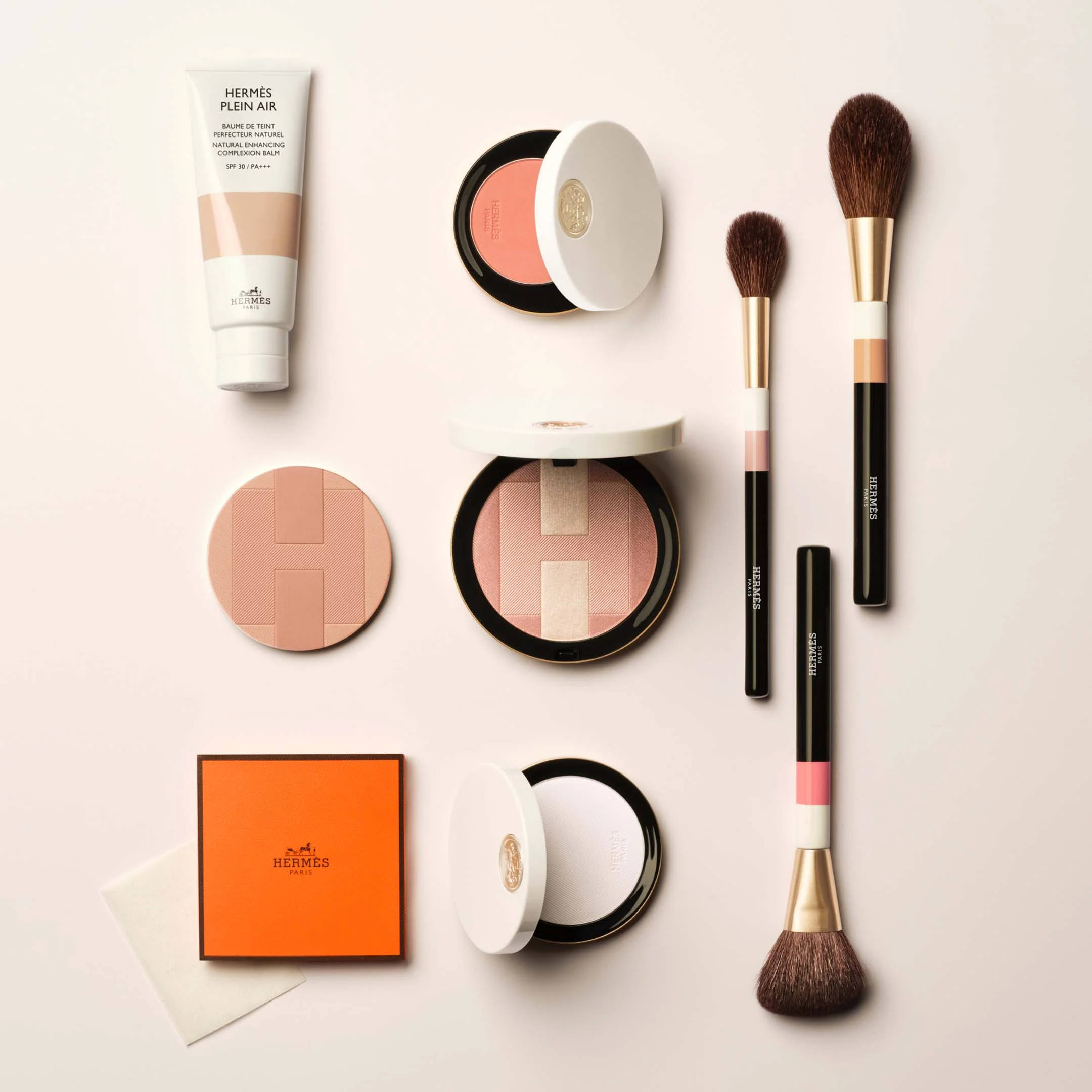 Hermes Plein Air Healthy Glow Mineral Powder - Image 3