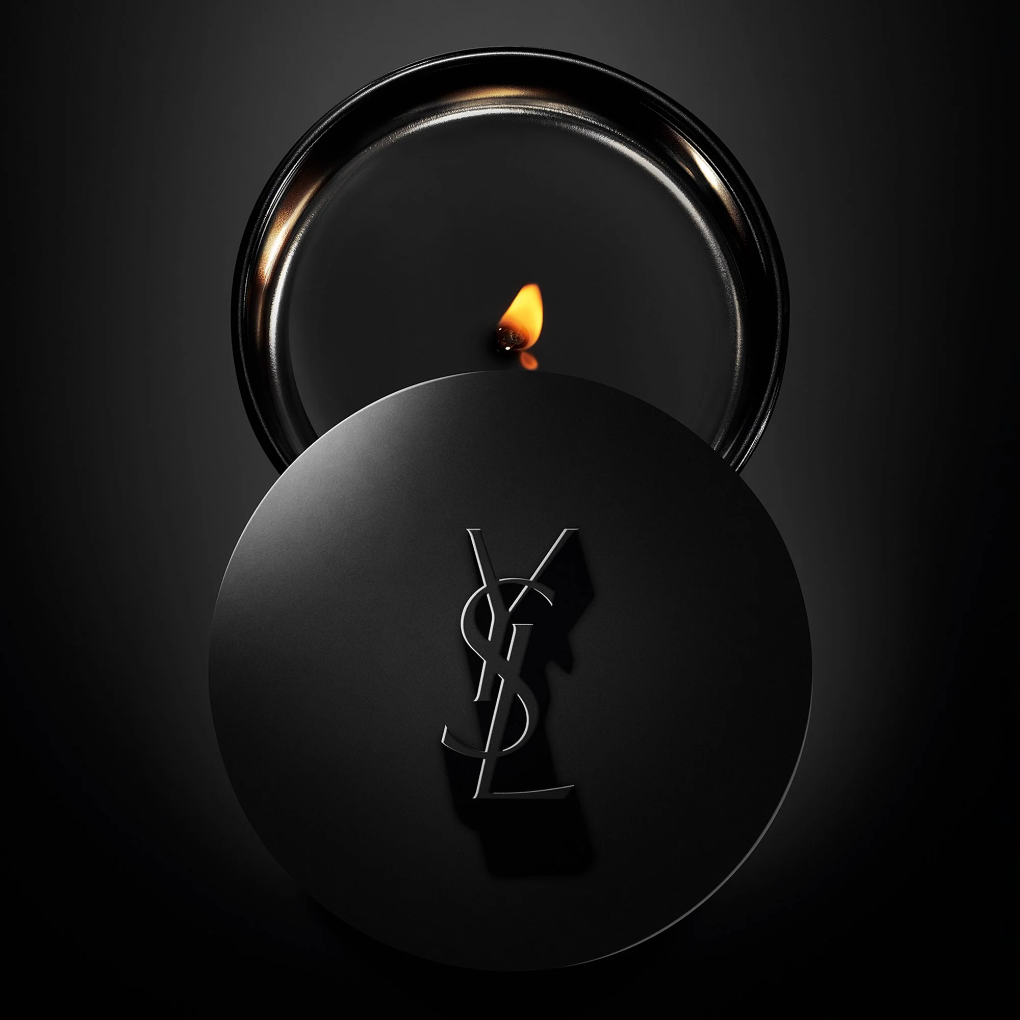 Le Vestiaire des Parfums - 6 Place Saint Sulpice Labdanum Scented Candle - Image 3