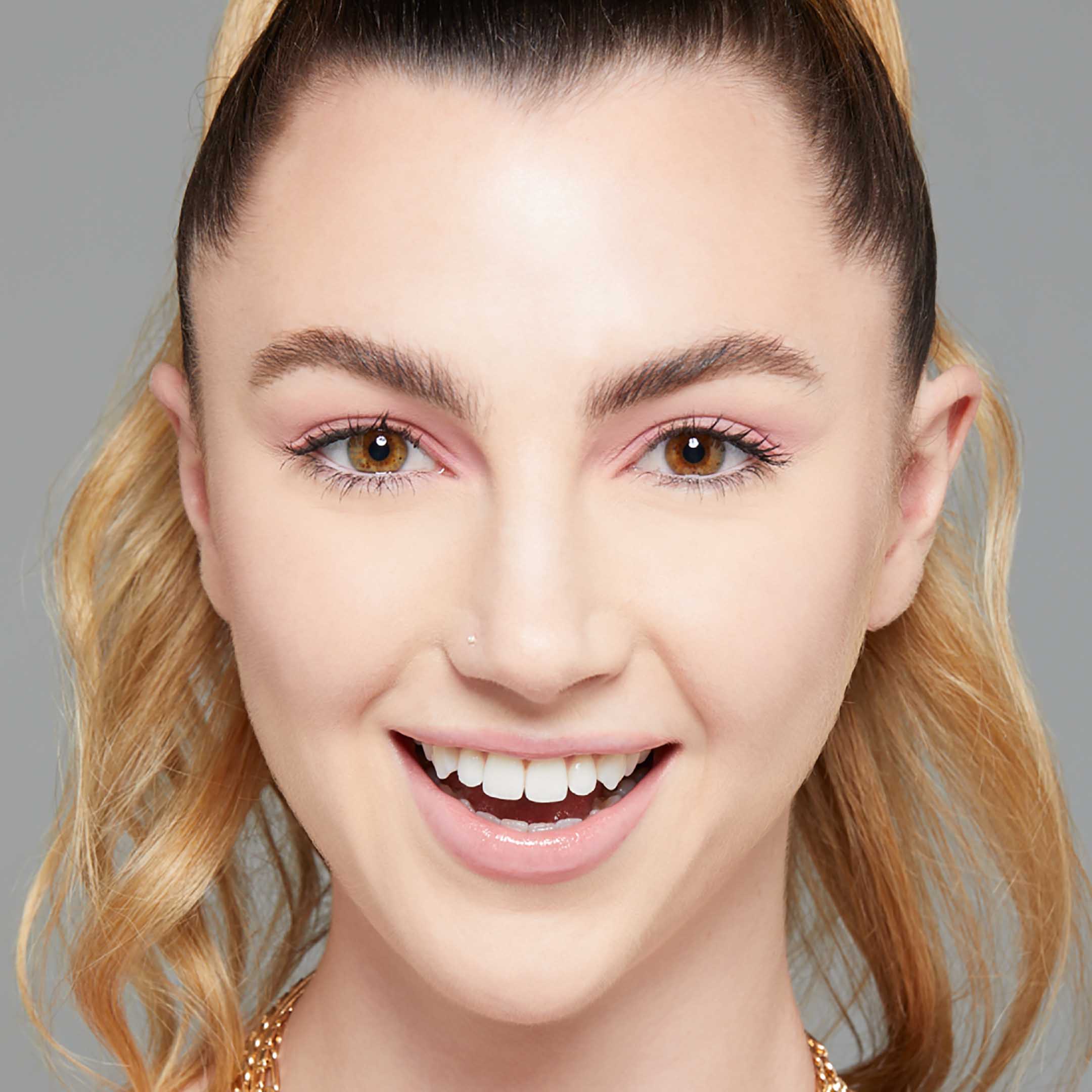 The Brow Glue Instant Brow Styler - Image 20