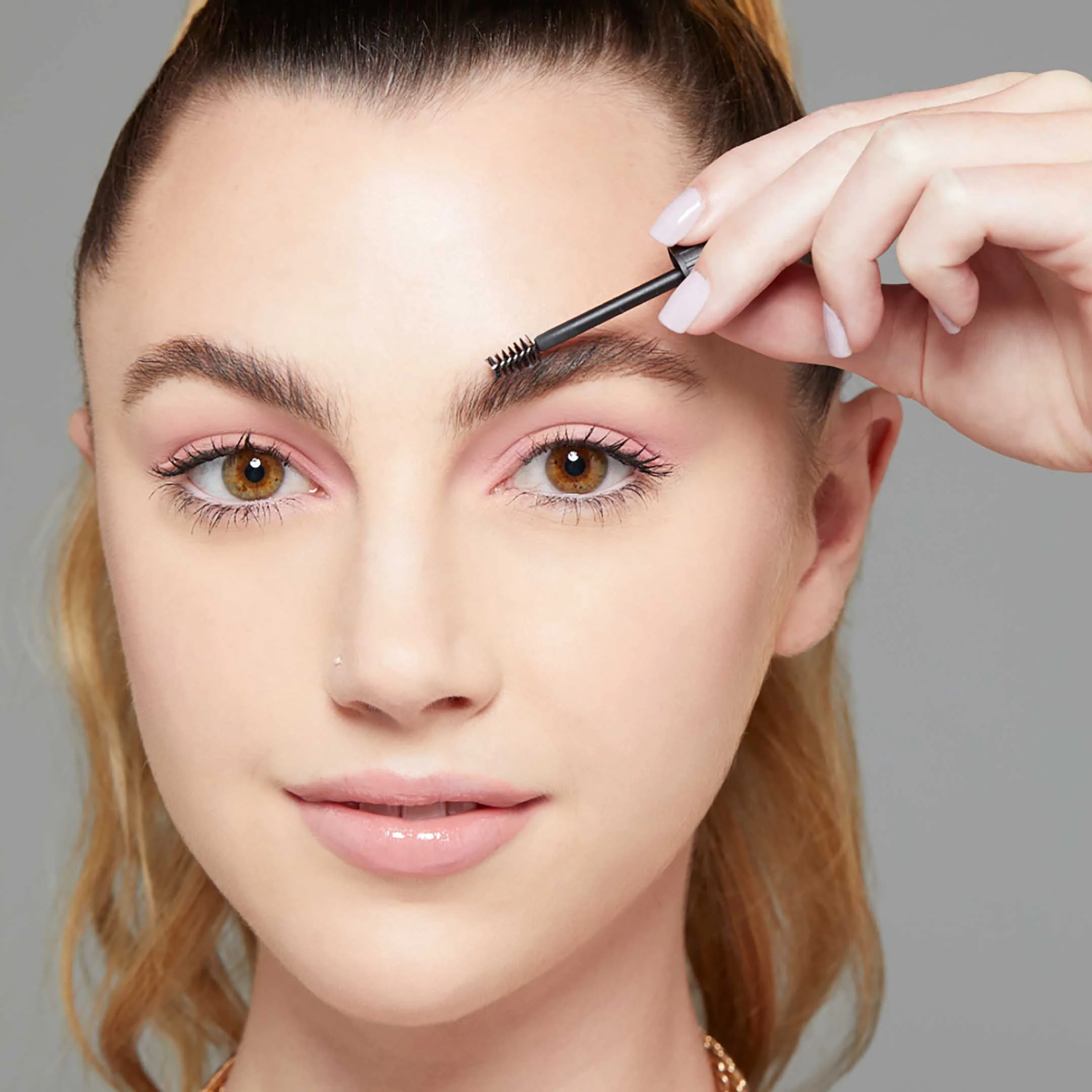 The Brow Glue Instant Brow Styler - Image 8